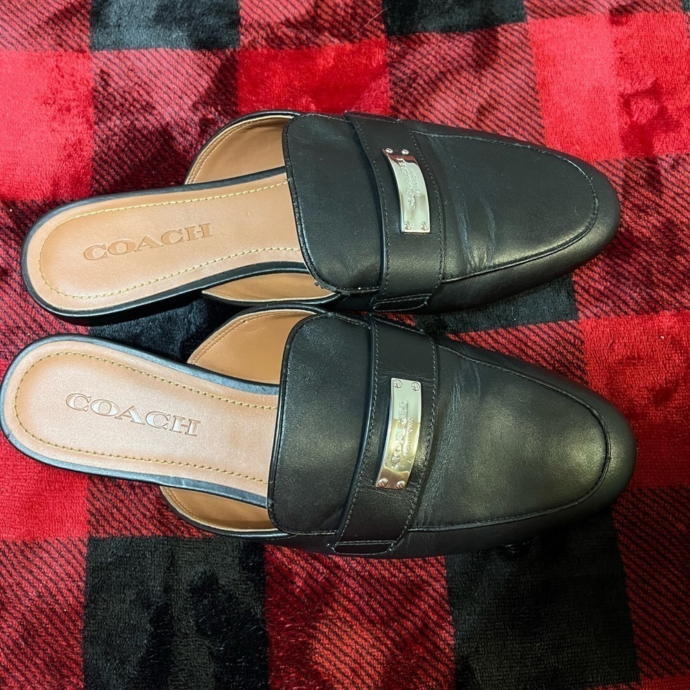 Coach Leather Shea Slide, Black and Tan, Women’s Size: 8B